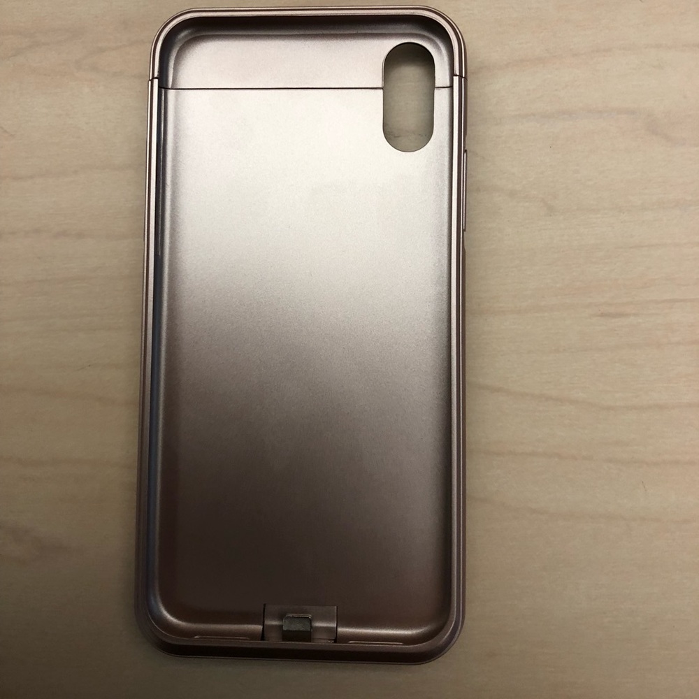 Rechargeable iPhone X case rose gold